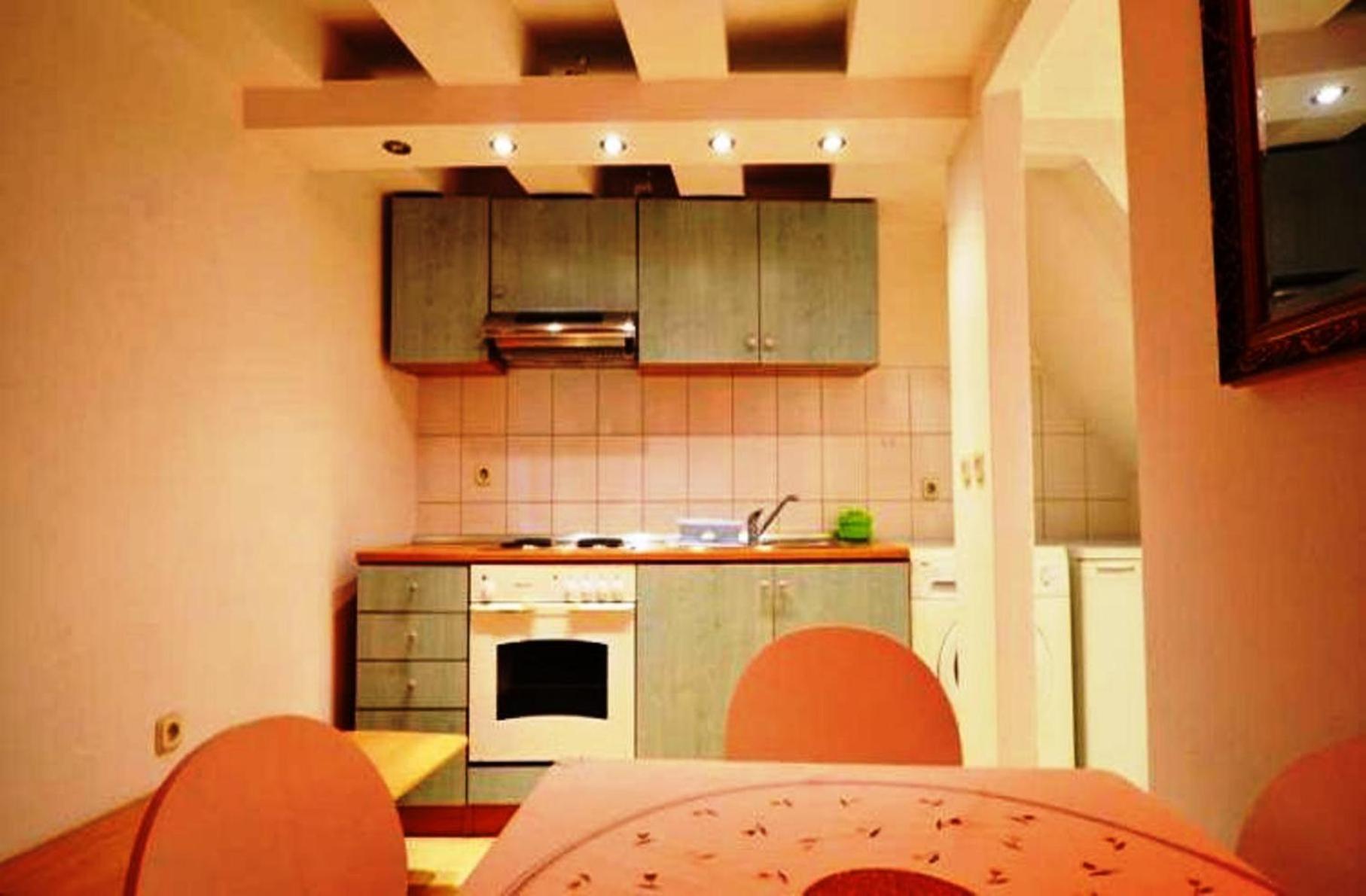 Excelsior Apartments ロヴィニ エクステリア 写真
